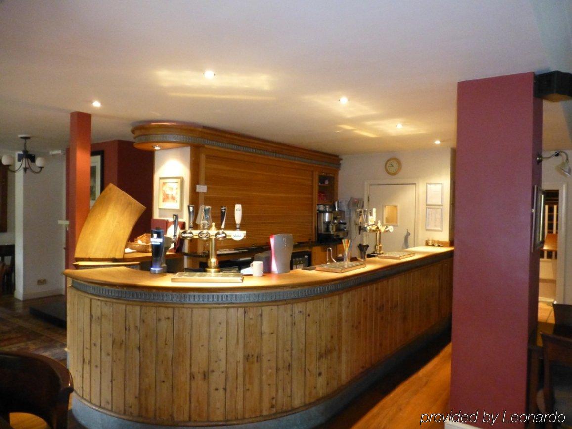Waterloo Hotel Crowthorne Exterior photo