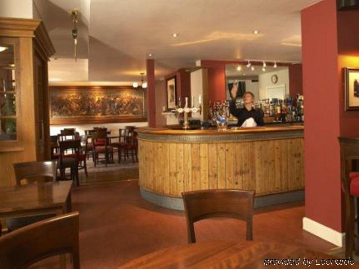 Waterloo Hotel Crowthorne Exterior photo