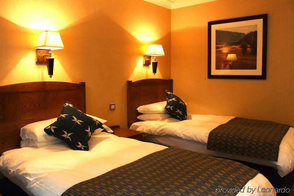 Waterloo Hotel Crowthorne Room photo