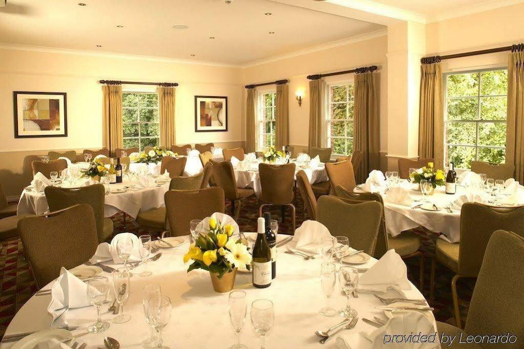 Waterloo Hotel Crowthorne Restaurant photo